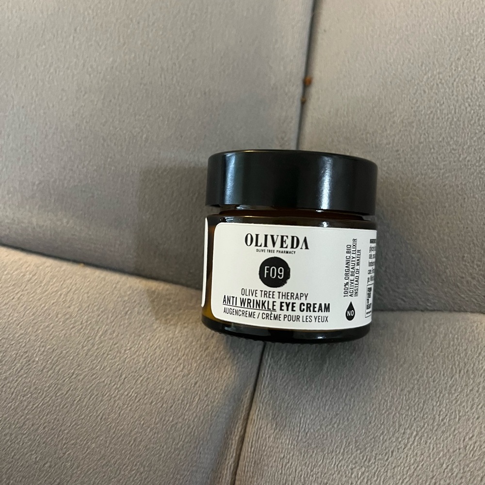 Anti wrinkle eye cream